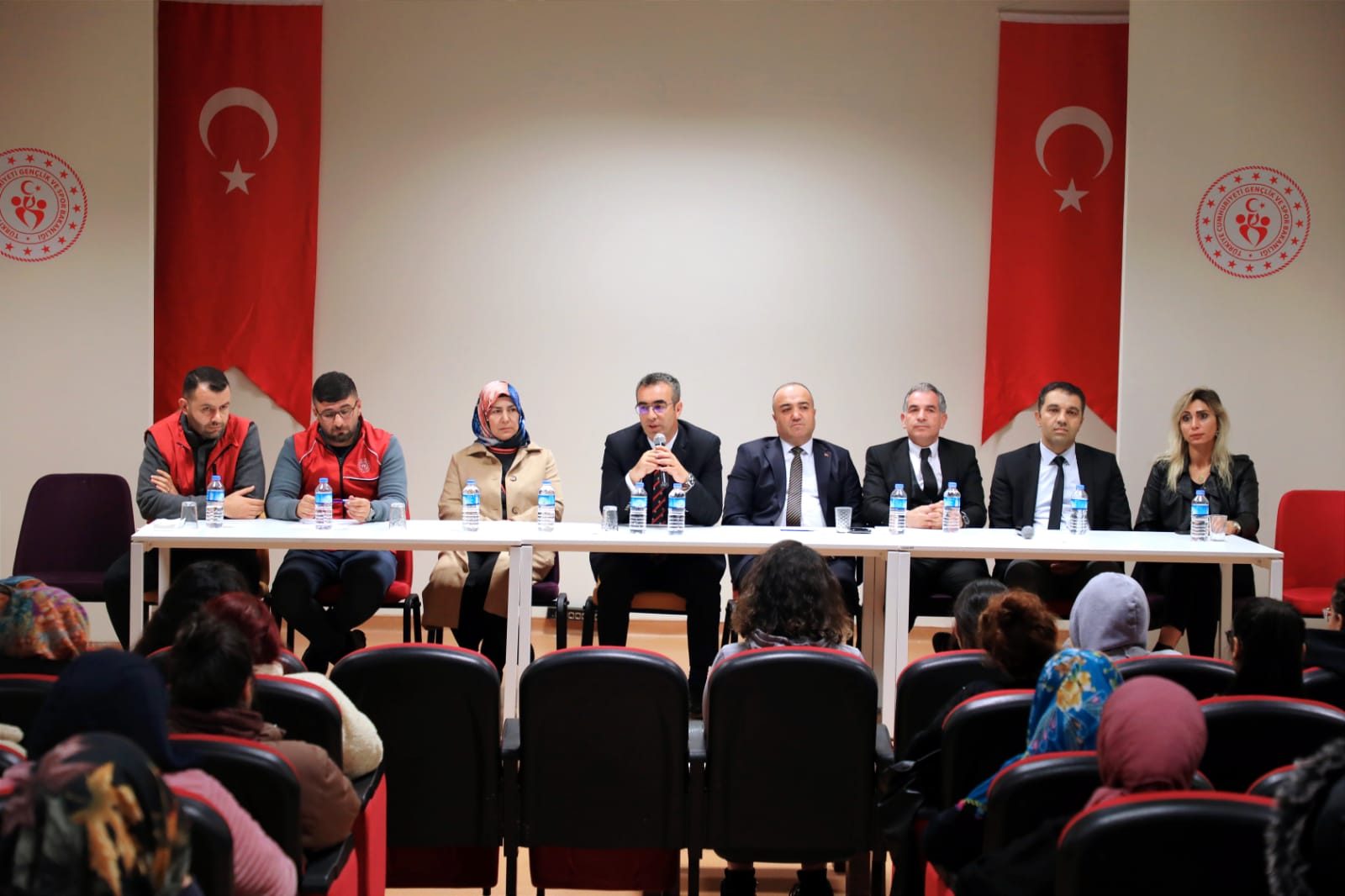 Ağrı GSB ailesi öğrencilerle buluştu