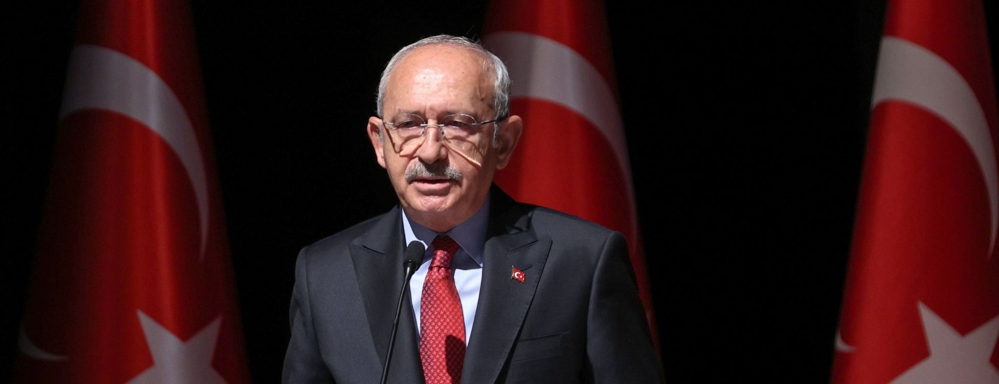 Kılıçdaroğlu partisinin grup toplantısında konuşuyor 