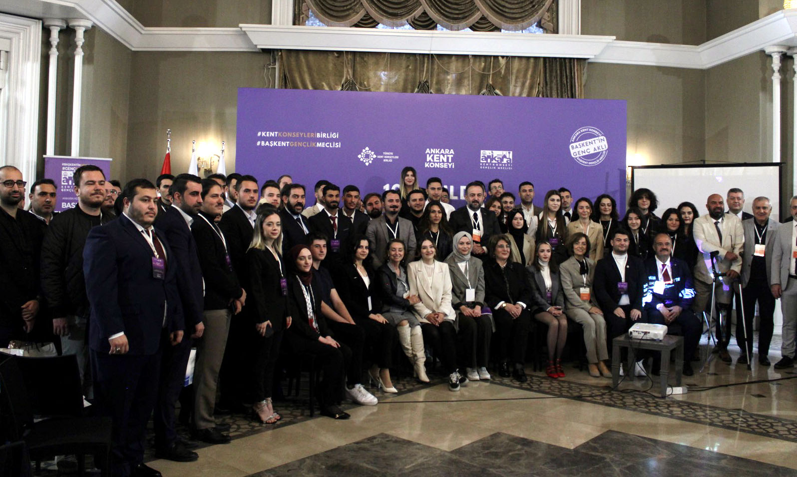 100. Yılda 100 Genç Lider Başkent’te; Gençlik Meclisi Temsilcileri buluştu