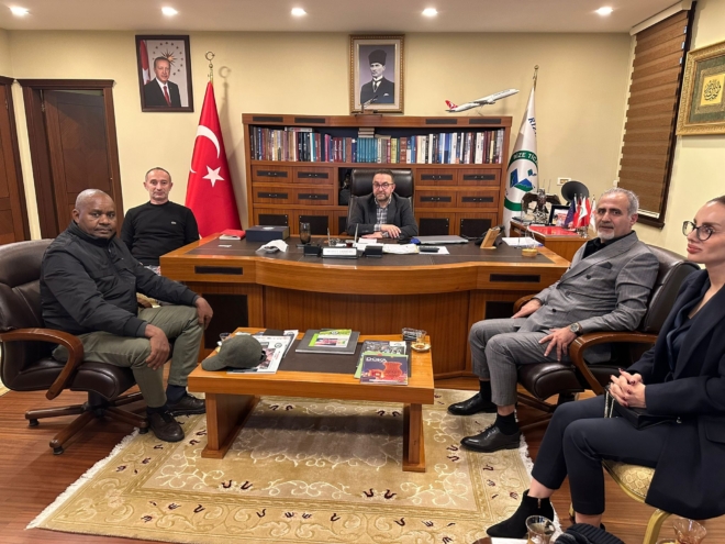 Rize  Kenya Arasındaki Ticareti Geliştireceğiz