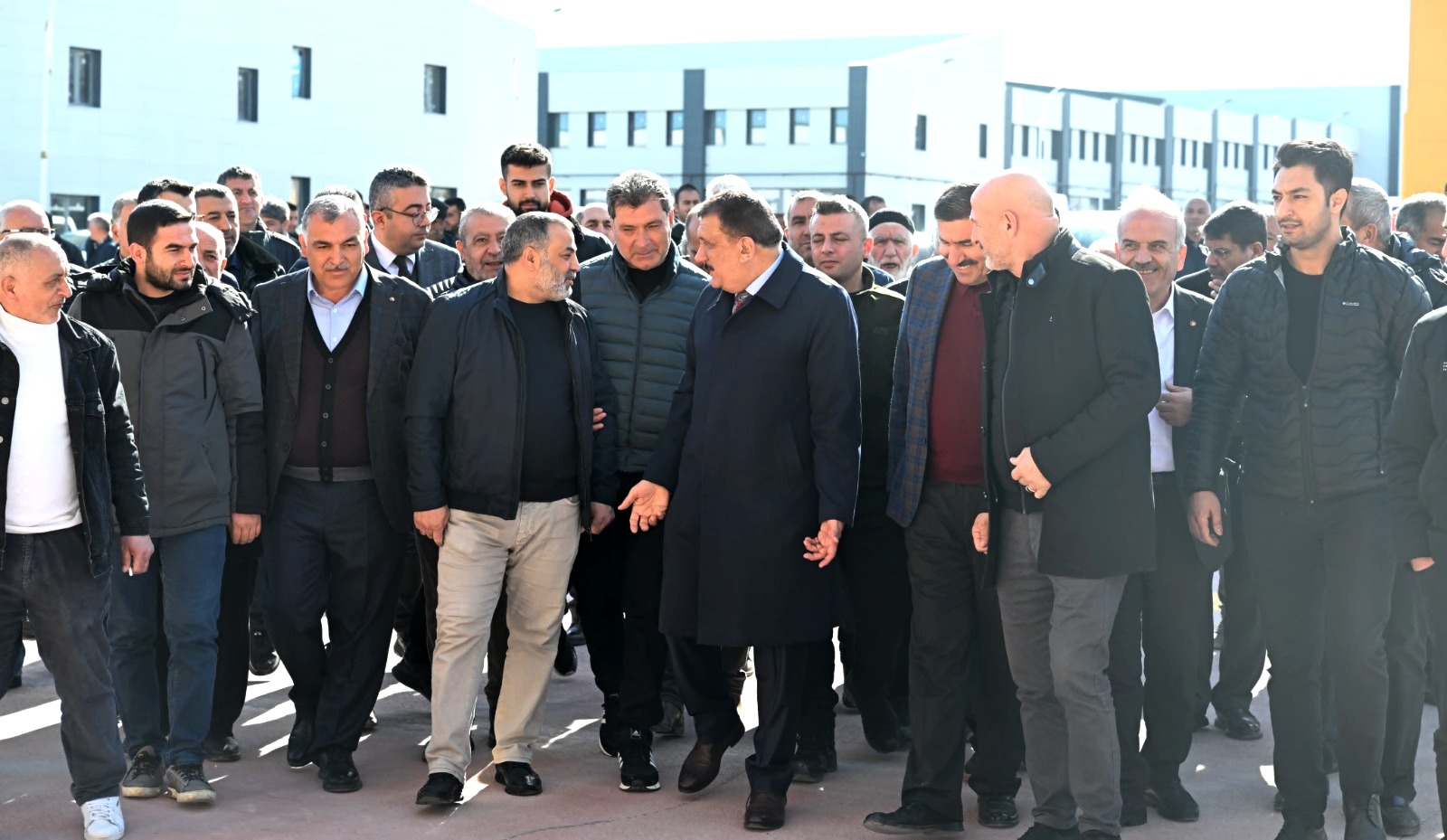 Recep Tayyip Erdoğan Dünya Kayısı Ticaret Merkezi hizmete girdi