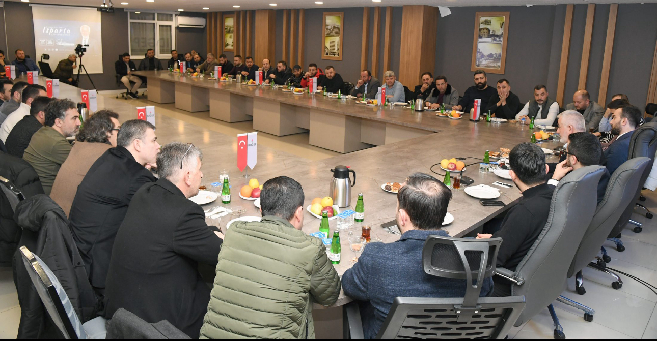 Yeni dönemde şehrimize daha da güzel hizmetler kazandıracağız