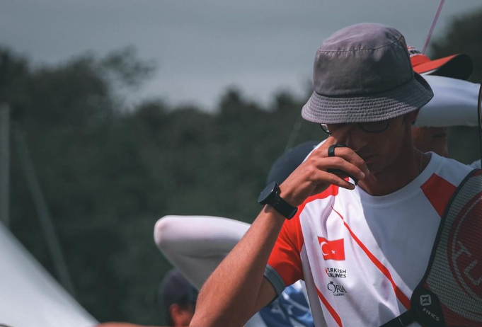 Günde 12-13 saat bilgisayar oynuyorum