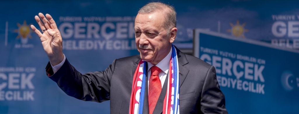 CHP zihniyeti yerini hep vesayet safında belirledi