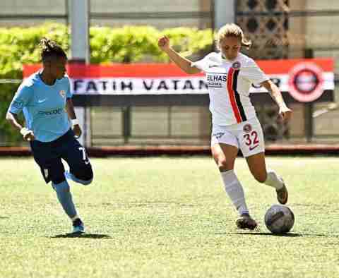 Turkcell Kadın Futbol Süper Ligi’nde Bitime 2 Hafta Kala Kıyasıya Yarış – Birlik Haber Ajansı- Türkiye’nin Haber Ağı