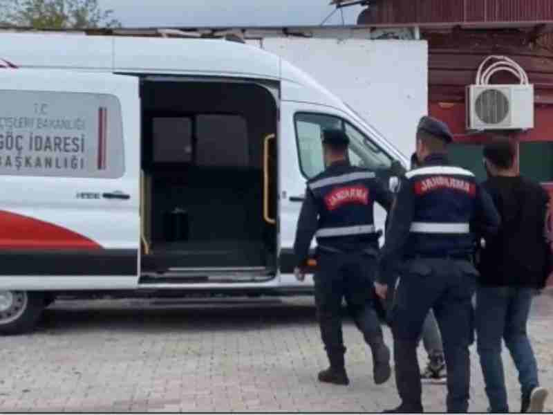 2101 Düzensiz Göçmen Yakalandı – Birlik Haber Ajansı- Türkiye’nin Haber Ağı