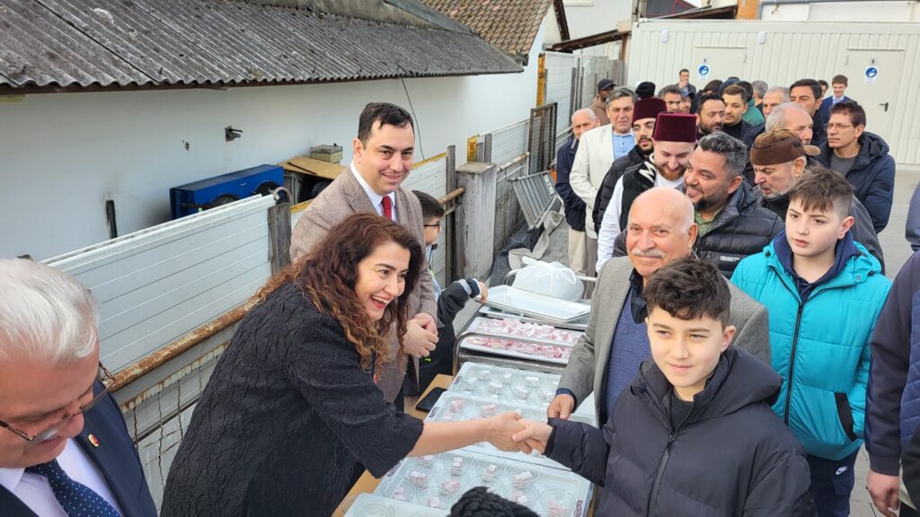 Stuttgart’ta çoşkulu bayram