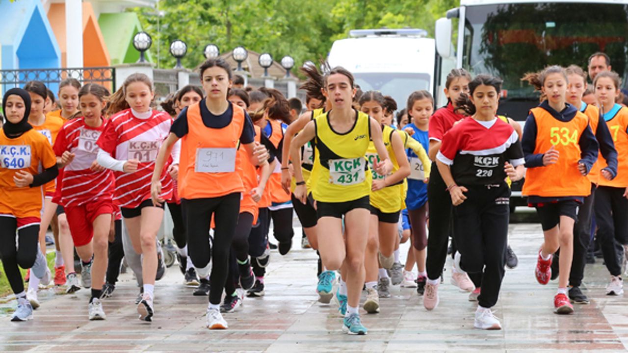 Küçükçekmece’de 19 Mayıs Koşusu yapıldı