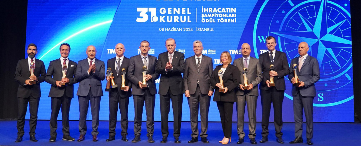 10 Firma ve en çok ihracat yapan E-İhracat firmalarına ödülleri takdim edildi