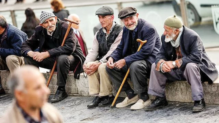 Emeklilerin Borçları Silinecek! Sağlık Hizmetleri Ücretsiz Hale Gelecek!!