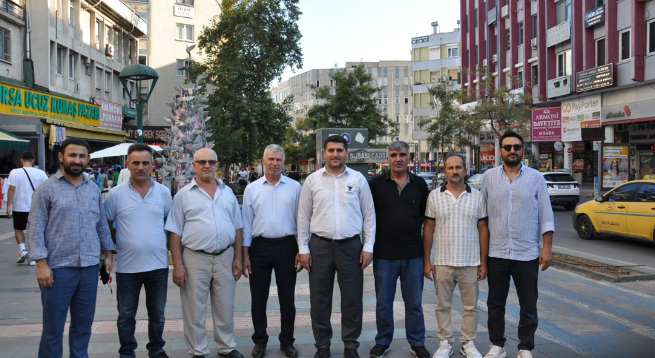 HÜDA PAR Antalya İl Teşkilatı kırtasiye esnafını ziyaret etti