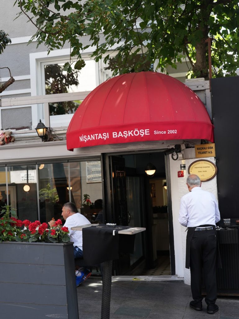 İstanbul Nişantaşın’da Başköşe’ Restorant Sevdiklerinizle Lezzetli Mekan!!