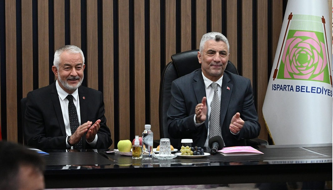 Bakan Bolat’tan Ispartalı esnafı sevindirecek haber
