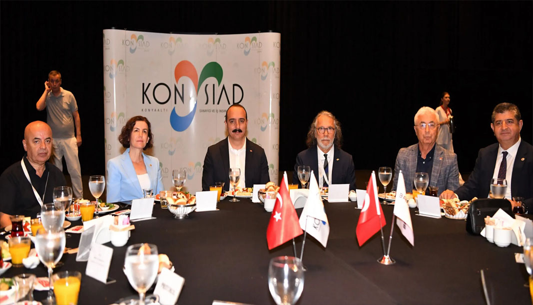 Kotan: Konyaaltı’nı vizyon kent yapacağız