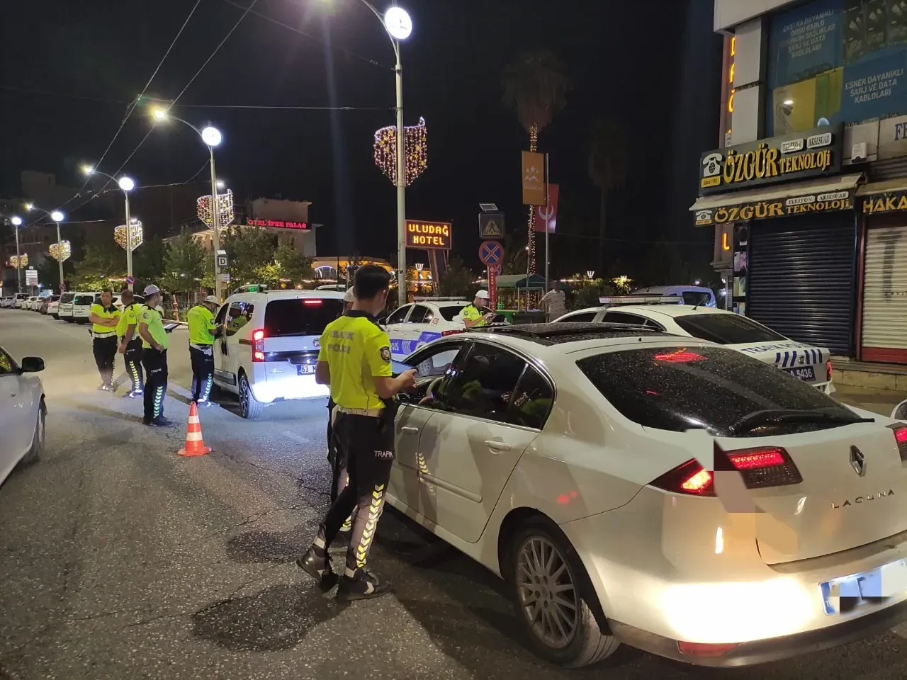 Polisten şok uygulamalar! “Şanlıurfa’da suça ve suçluya yer yok” – Ajans Urfa