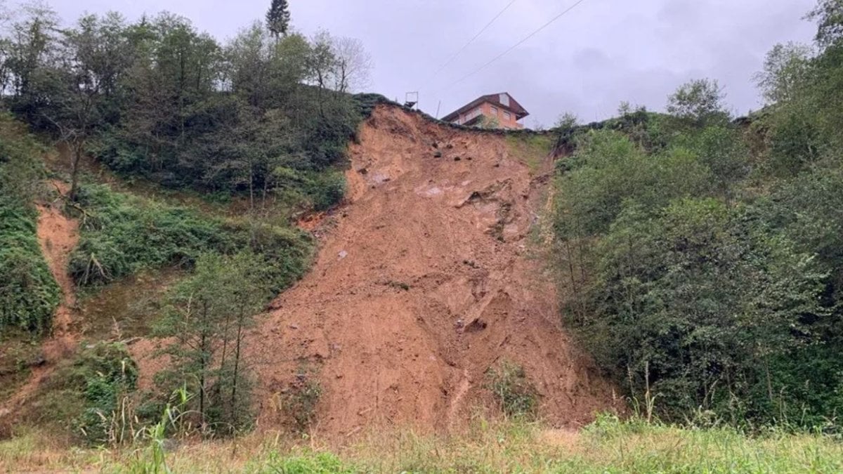 Rize’de heyelan