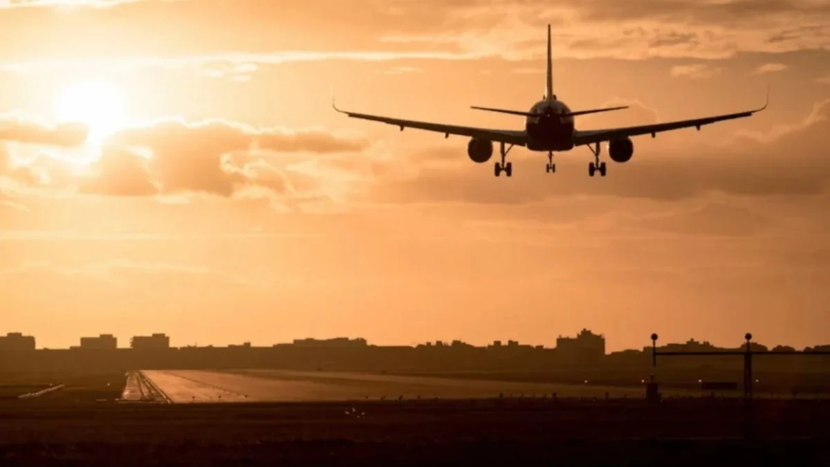 İsrail’in saldırısının ardından İran’da uçuşlar yeniden başladı