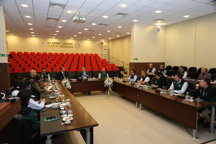 Artvin Valisi Ergün, DSİ 26. Bölge Müdürlüğünden brifing aldı