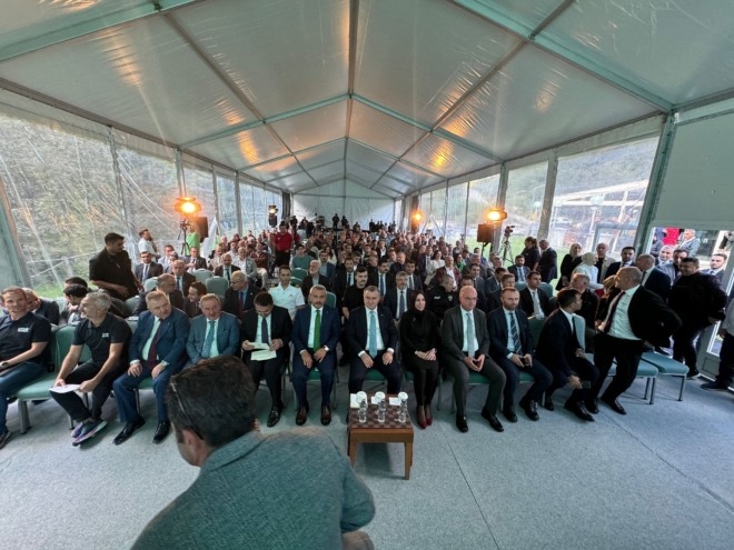 Gençlik ve Spor Bakanı Osman Aşkın Bak’ın katılımıyla “Kaçkar UTMB Etkinliğinin” Tanıtım Toplantısı Yapıldı