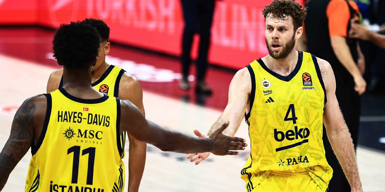 Eurolegue’de Türk derbisi Fenerbahçe Beko’nun: Yumruklu kavga damga vurdu