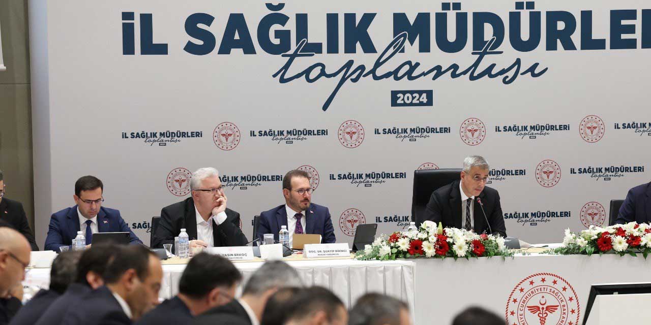 Sağlık Bakanı Kemal Memişoğlu önderliğinde ‘İl Sağlık Müdürleri Toplantısı’ yapıldı