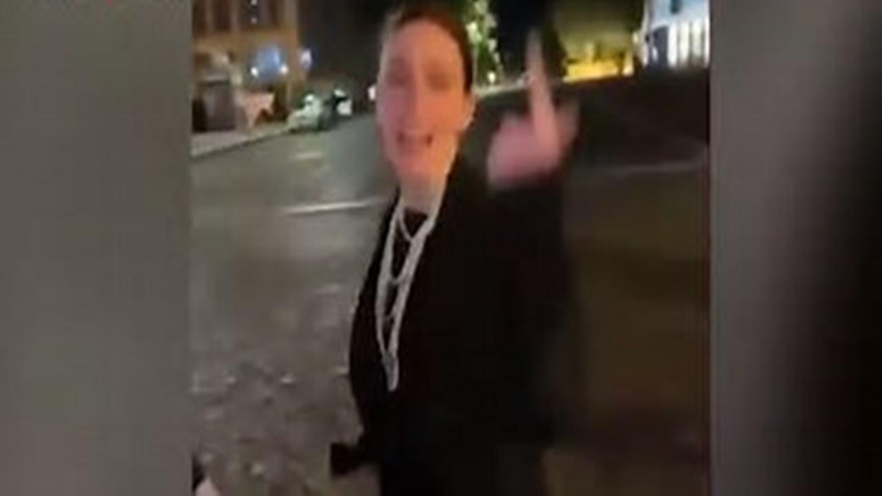 Diyarbakır’da bir kadın yorgun merminin hedefi oldu