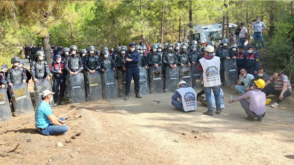 Soma’dan yürüyen madenciler TBMM’ye ulaştı