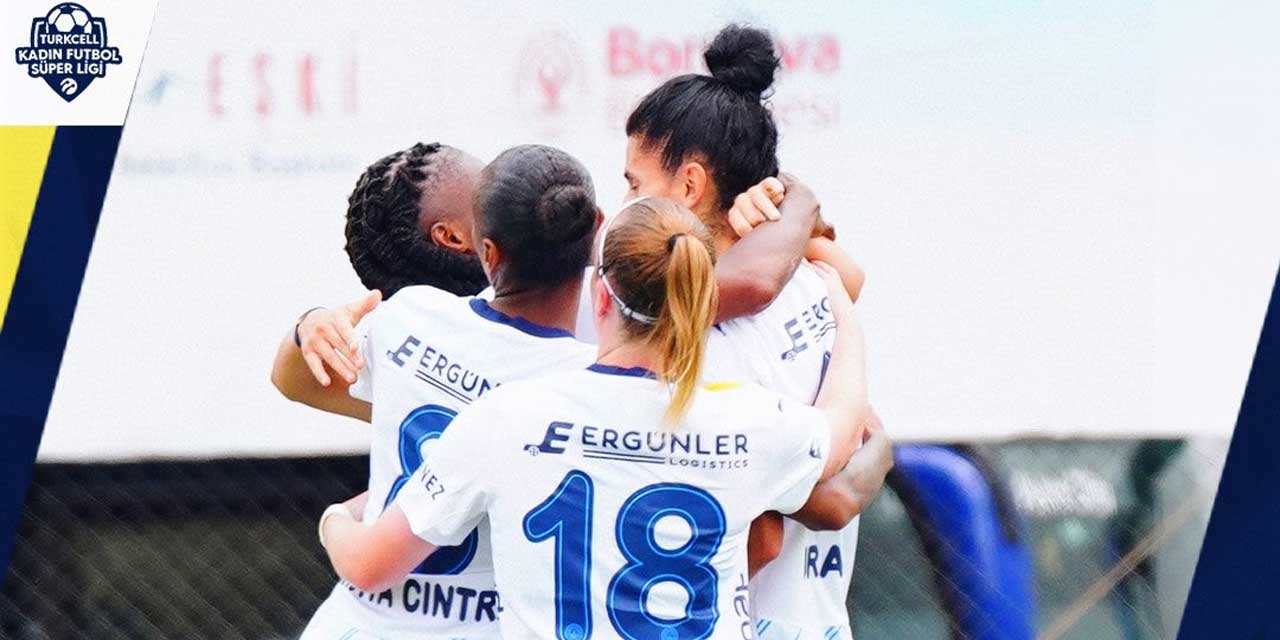 Fenerbahçe Petrol Ofisi zirveyi sevdi