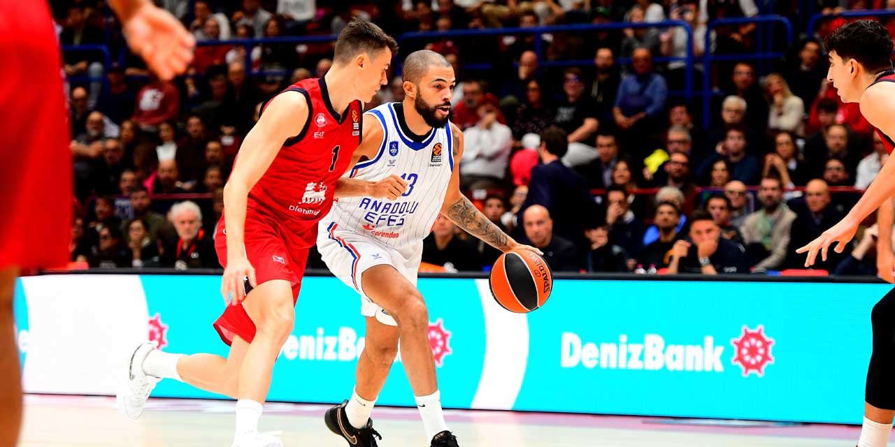 Anadolu Efes, deplasmanda Milan’ı rahat geçti