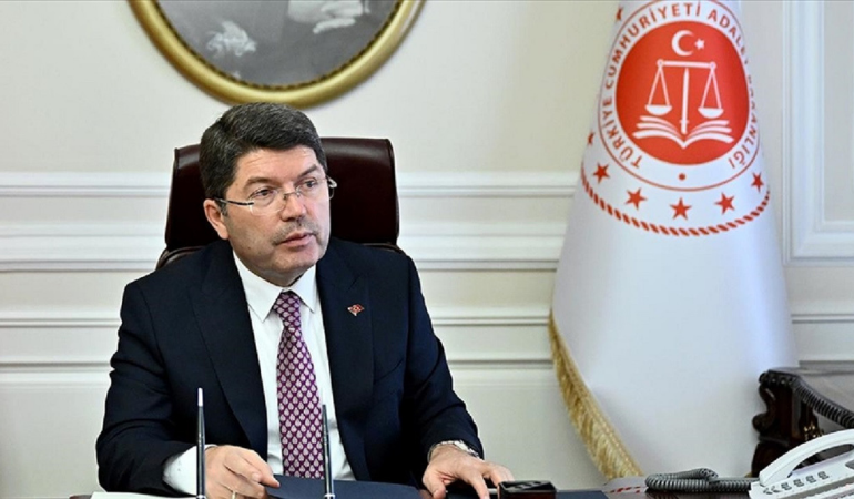 Bakan Tunç’tan terörist başı Öcalan ile yüz yüze temas açıklaması: Değerlendiriyoruz