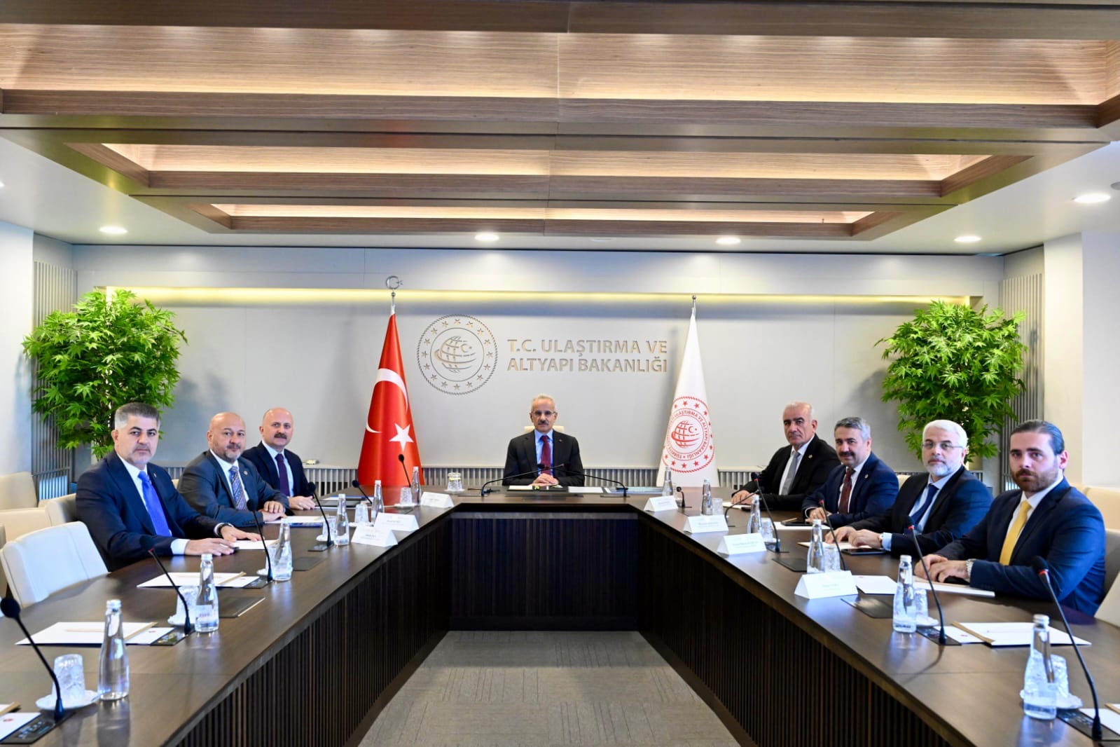 Deprem bölgesindeki borçlara süre uzatma geldi