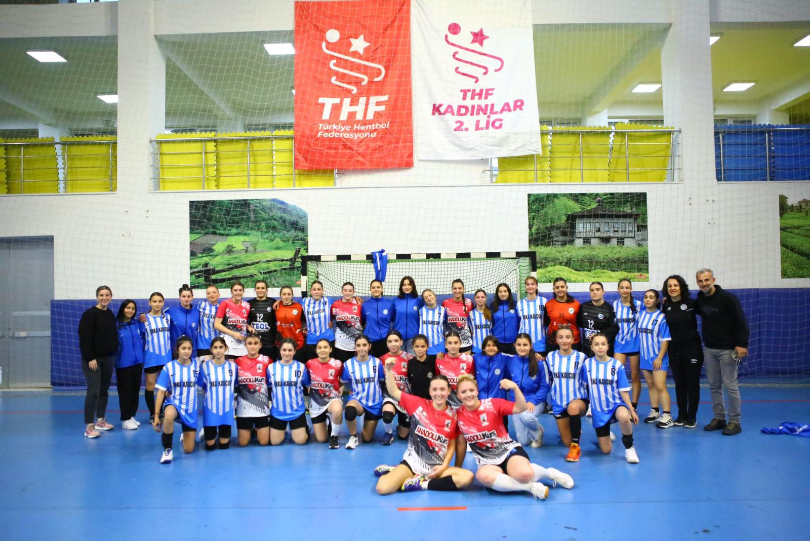 Kadınlar Hentbol 2. Lig E Grubu’nda dişi atmacalar lige galibiyetle başladı!