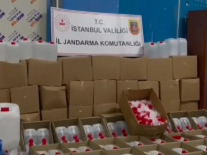 İstanbul’da 28 Bin 400 Litre Sahte Alkol Ele Geçirildi