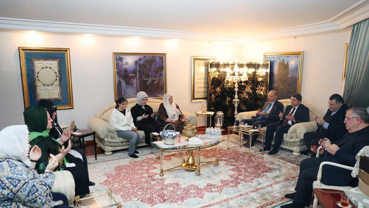 Cumhurbaşkanı Erdoğan’dan Ahmet İyimaya’nın ailesine taziye ziyareti – Birlik Haber Ajansı