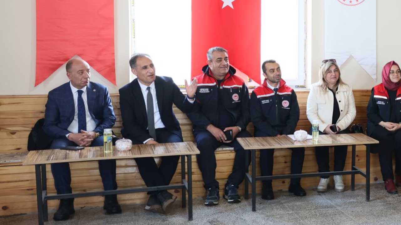 Kars’ın Digor ilçesinde 20 kadın çiftçiye sertifikaları verildi – Birlik Haber Ajansı