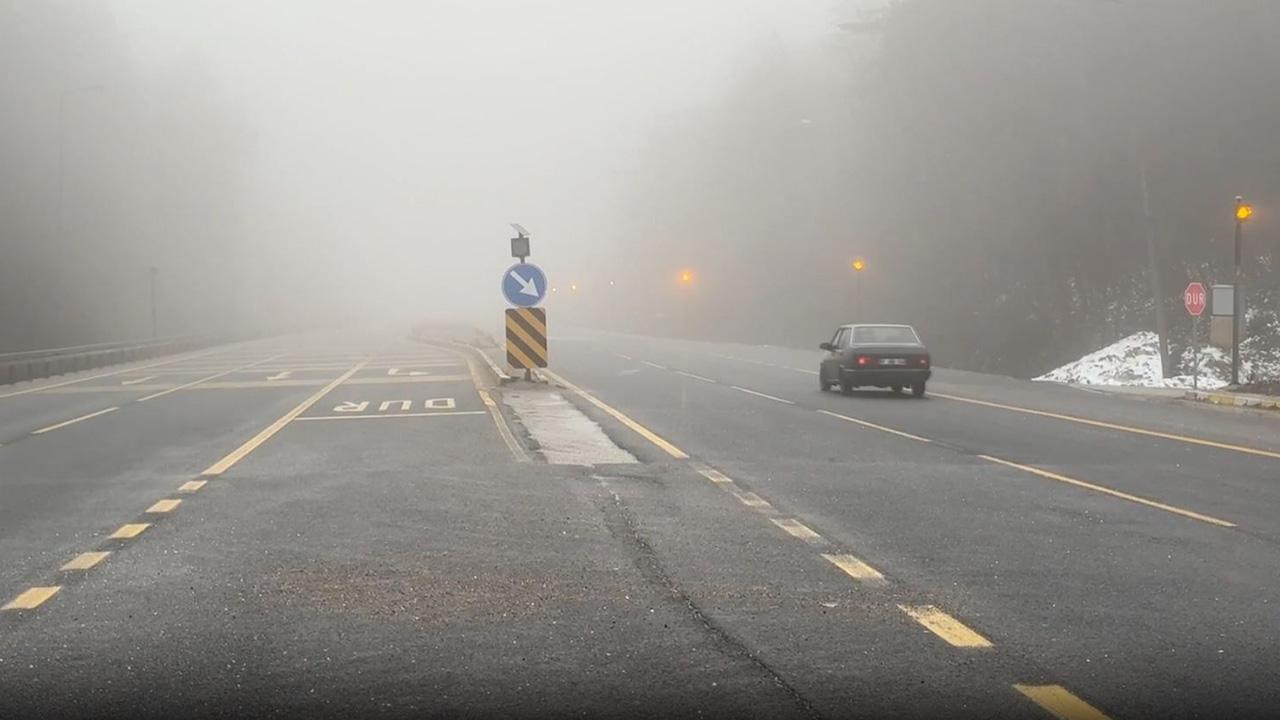 Bolu Dağı’nda yoğun sis ulaşımı etkiledi – Birlik Haber Ajansı
