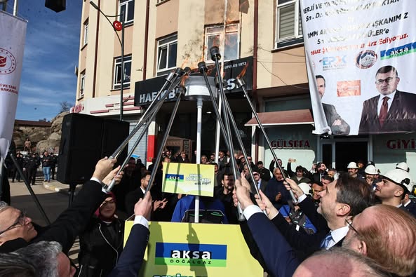 Sivas’ın Hafik ilçesi doğalgaza kavuştu – Birlik Haber Ajansı