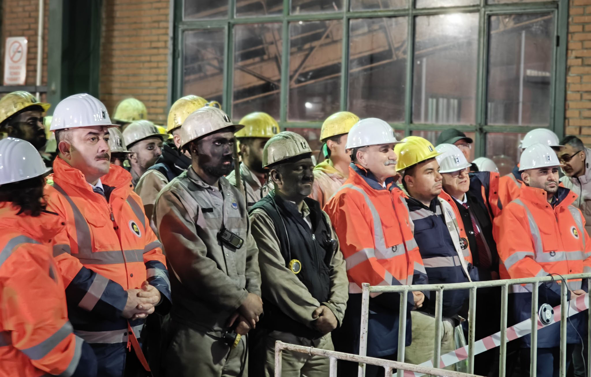 Enerji Bakanı Bayraktar, madencilerin yeni yılını kutladı – Birlik Haber Ajansı