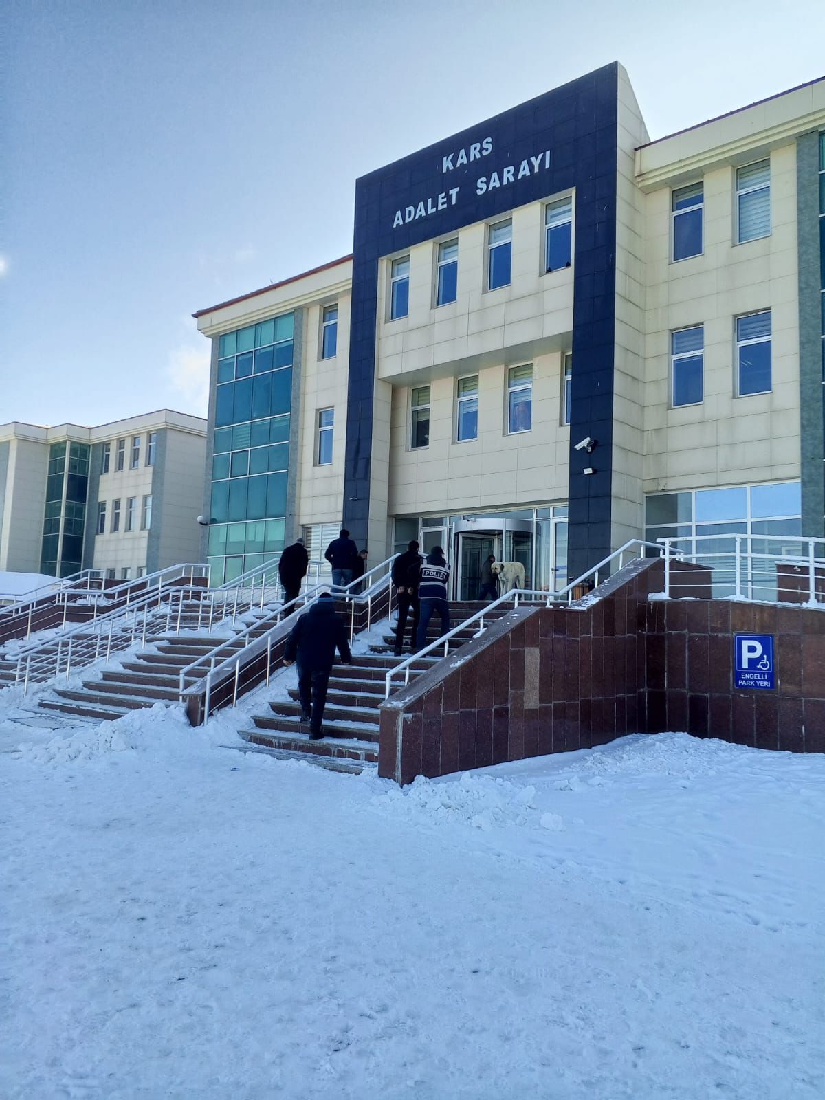 Kars’ta kişiyi hürriyetinden yoksun kılan 4 kişi gözaltına alındı – Birlik Haber Ajansı