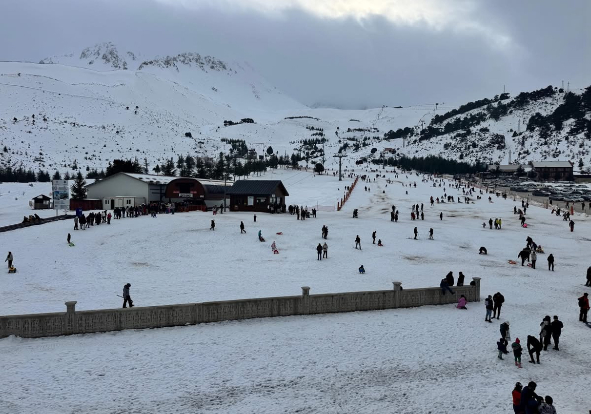Vali Erin: Davraz Kayak Merkezi’nde 55 bin ziyaretçi ağırladık – Birlik Haber Ajansı
