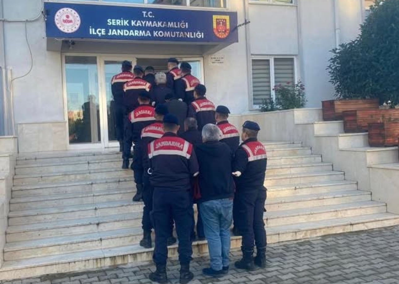 Serik ilçe jandarma aranan 13 şahısı yakaladı – Birlik Haber Ajansı
