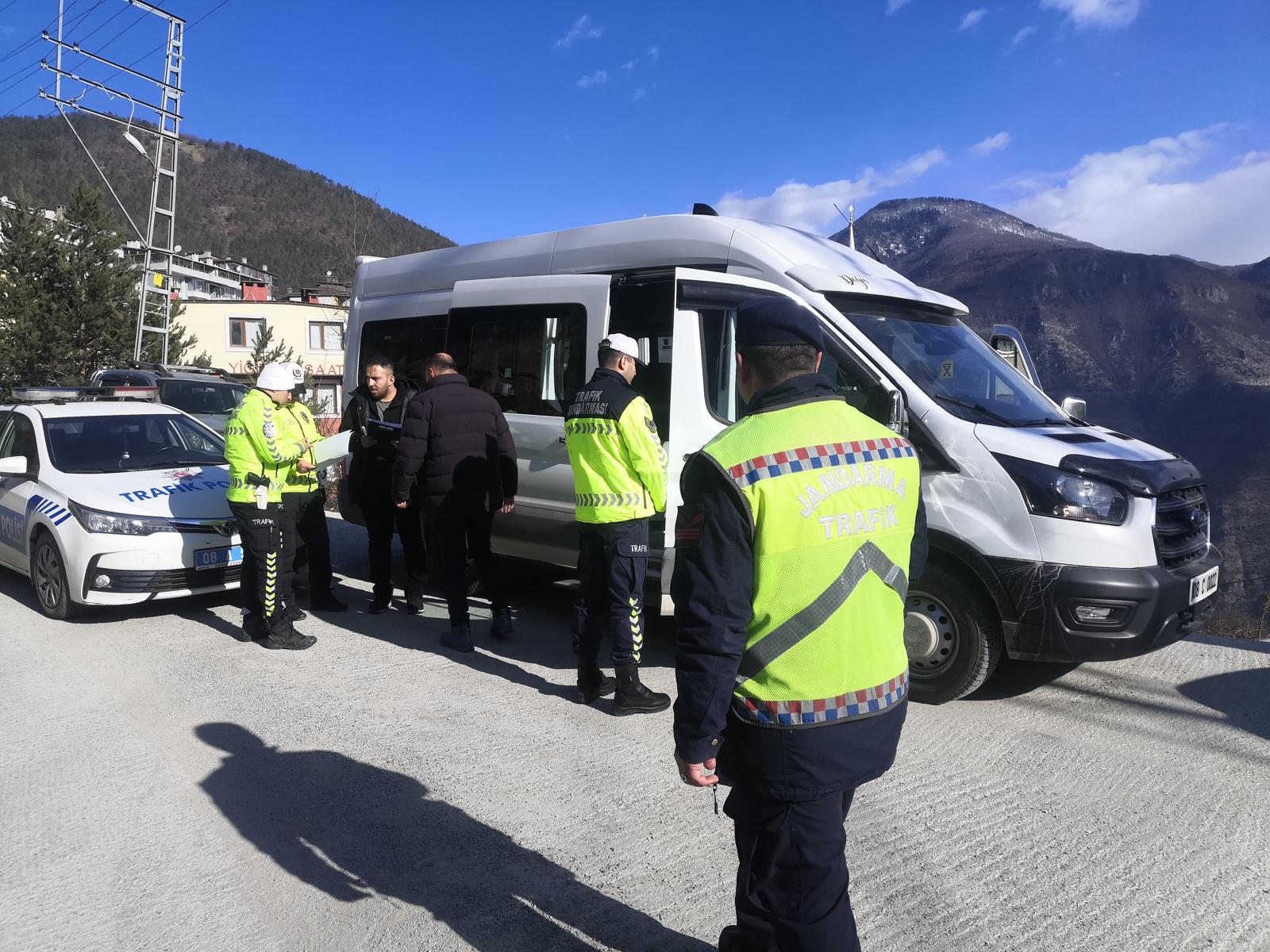 Artvin’de trafik denetimleri sürüyor – Birlik Haber Ajansı