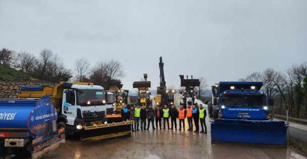 Kocaeli Belediyesi, karla mücadelede alarma geçti – Birlik Haber Ajansı