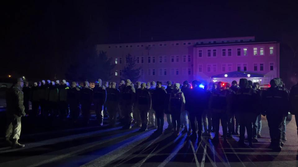 Kars’ta 30 adrese eş zamanlı operasyon gerçekleştirildi – Birlik Haber Ajansı