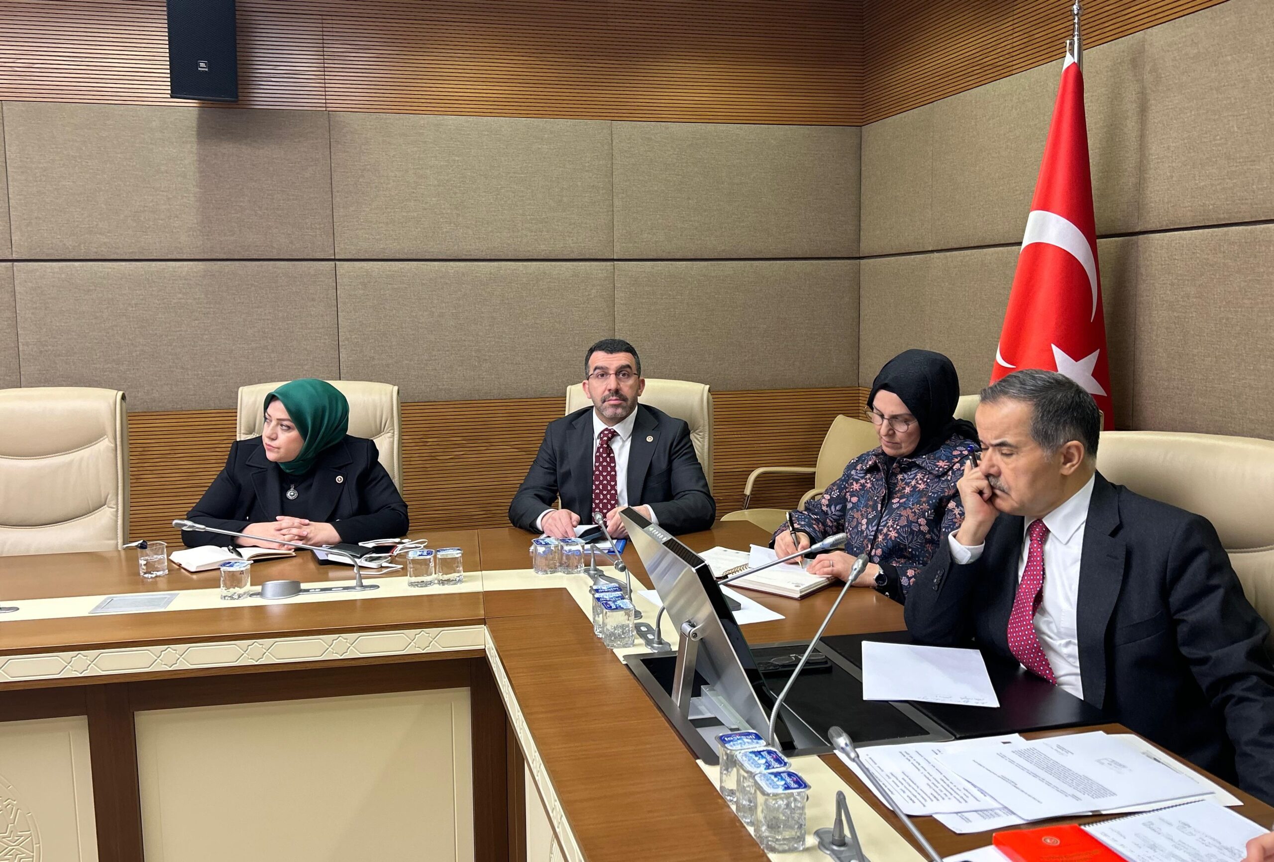 Kars Milletvekili Çalkın, çocuklara karşı şiddet ve istismarı Araştırma Komisyonun toplantısına katıldı – Birlik Haber Ajansı