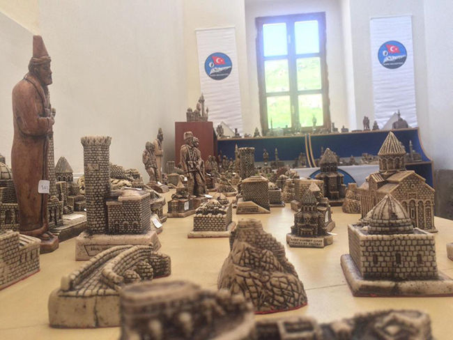 Kars Belediyesinde biblo satışları başladı – Birlik Haber Ajansı