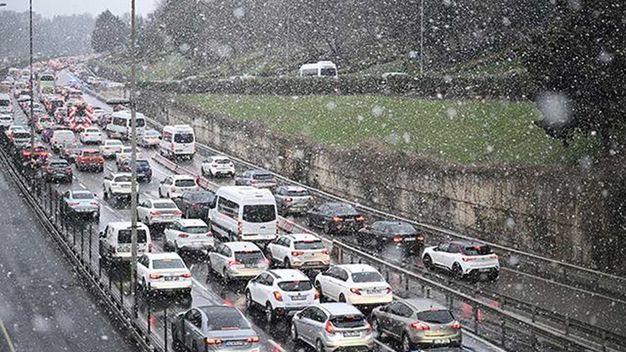 İstanbul’da kuvvetli kar yağışı başladı – Birlik Haber Ajansı