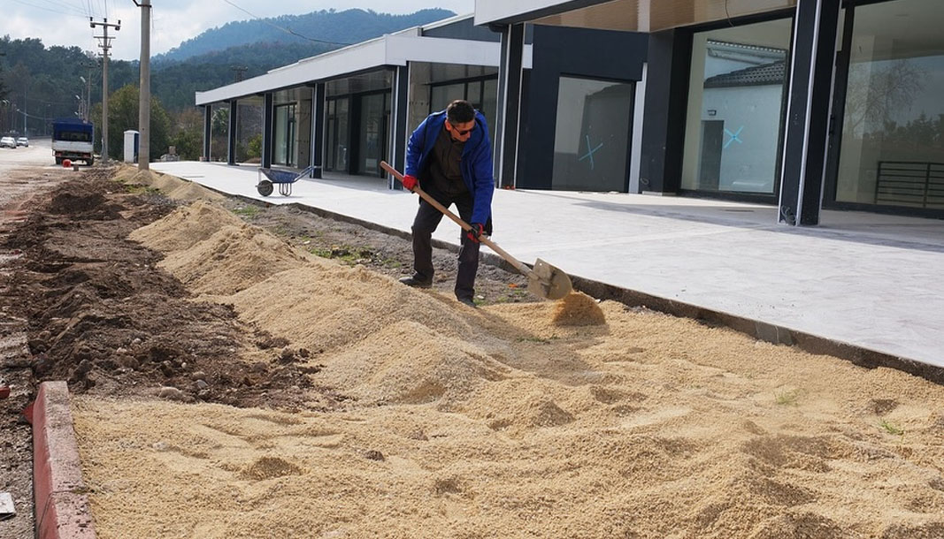 Tekirova Mahallesi’nde kaldırım çalışması – Birlik Haber Ajansı