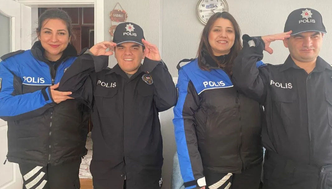 Burdur’da Furkan ve Ali kardeşlerin polis olma hayali gerçek oldu – Birlik Haber Ajansı
