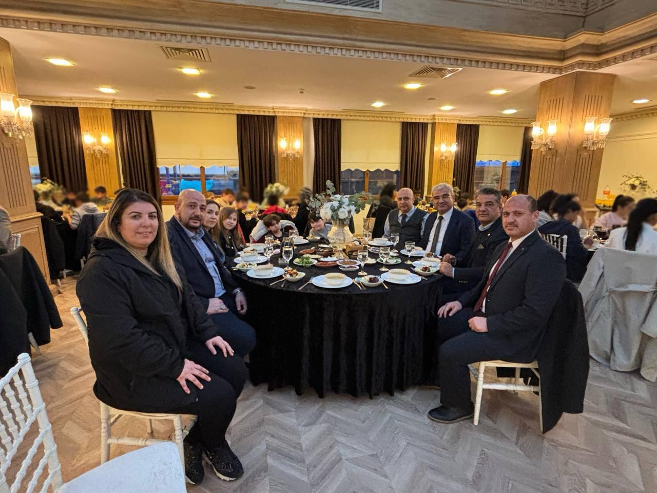 Adana Fenerbahçeliler Derneğinden anlamlı iftar – Birlik Haber Ajansı